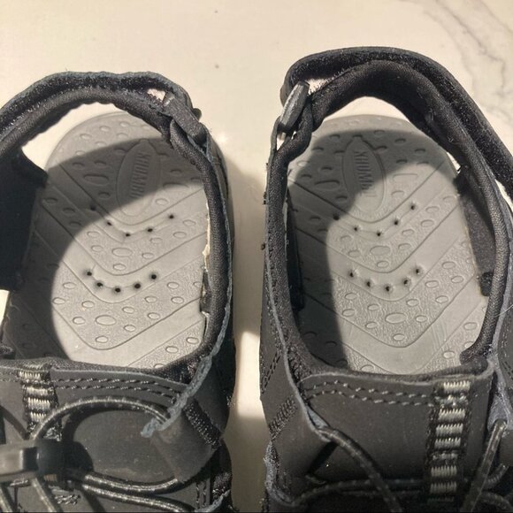 KHOMBU Sz 9D Hiking Walking Bungee Closure and Velcro Adjustable Strap Shoes - Picture 4 of 9